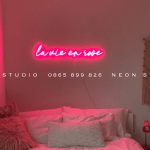 Lavie En Rose Led Neon Sign