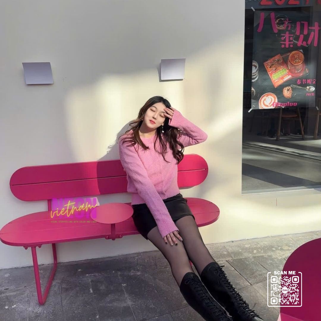 Steel waiting chair with backrest for shop decoration. - Image 13